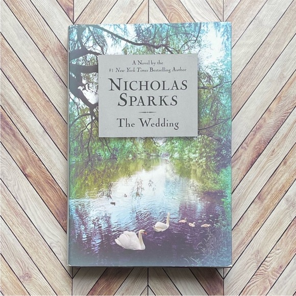 Nicholas Sparks The Wedding Hardcover Book - Picture 1 of 3